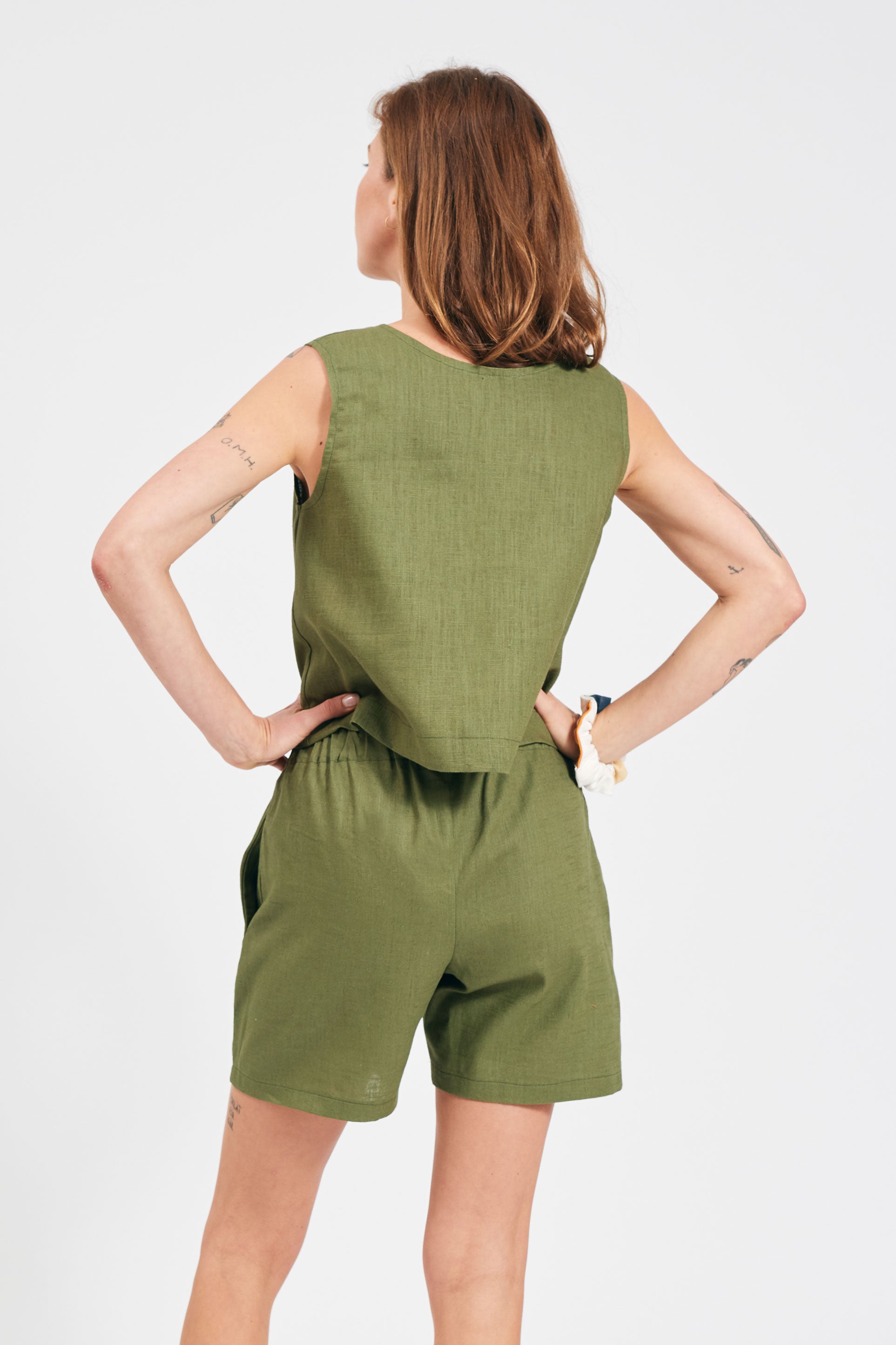 SHIO Switch Top arrives in 100% upcycled cotton and 100% linen.